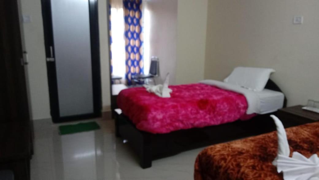 Kaziranga Guest House, Kohora Home Golaghat Buitenkant foto