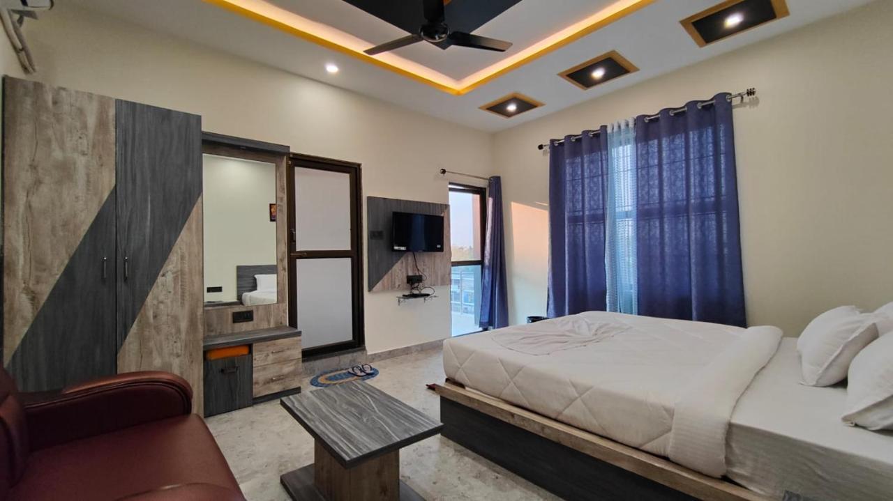 Kaziranga Guest House, Kohora Home Golaghat Buitenkant foto