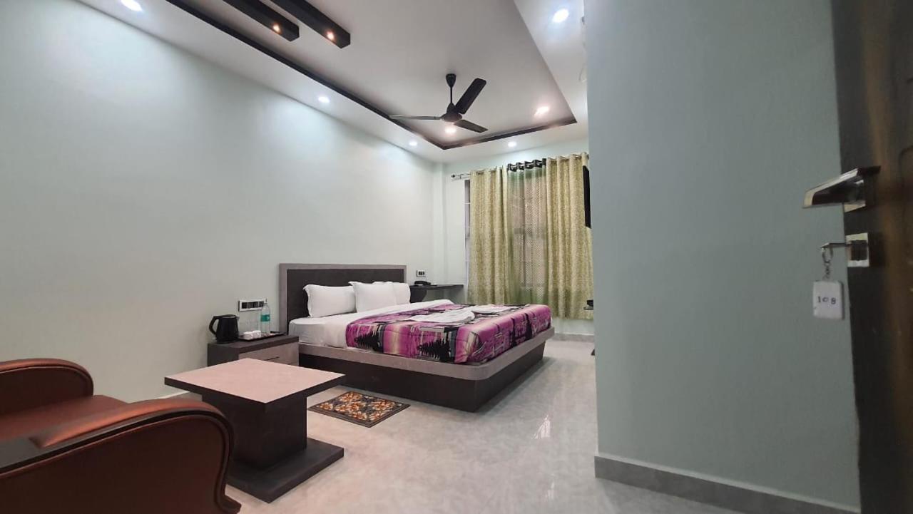 Kaziranga Guest House, Kohora Home Golaghat Buitenkant foto